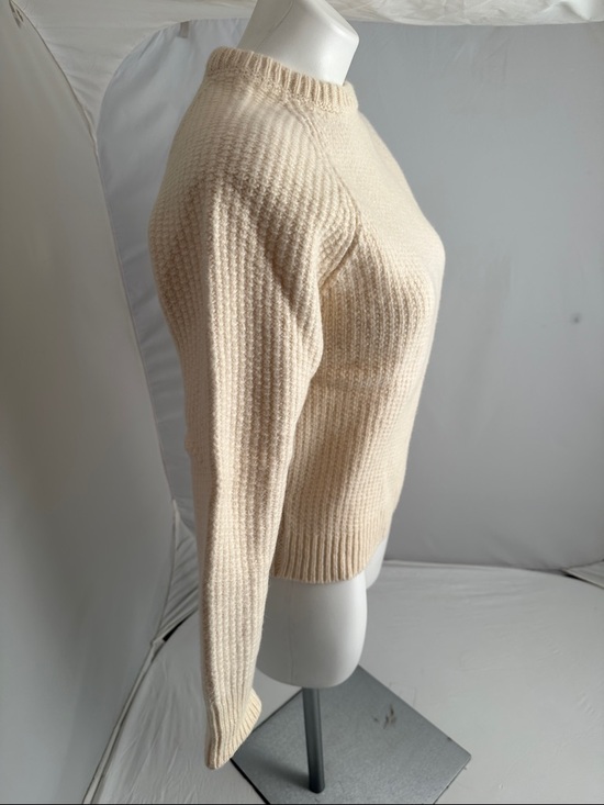 &Daughter ecru merino wool and cashmere crew neck raglan sleeve sweater - Picture 3 of 12